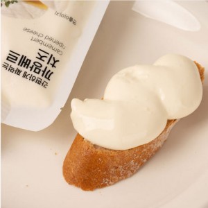 끌레베르 간편하게 짜먹는 까망베르 치즈 200g 크림치즈 [원산지:상세설명에 표시]